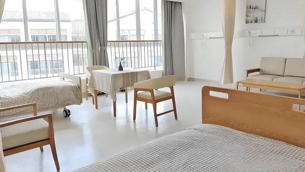 应届毕业生深圳市落户条件_阿娇一个人独居北京3居室，自称比香港要便宜 比较我反的而是乐观